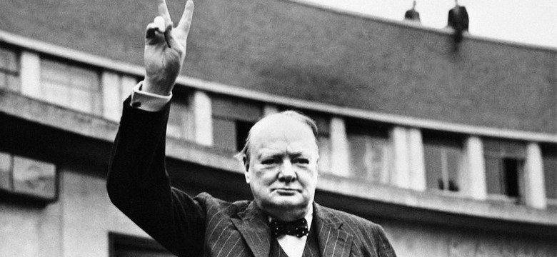 "Kosmici istnieją" – pisze Winston Churchill w odnalezionym niedawno artykule
