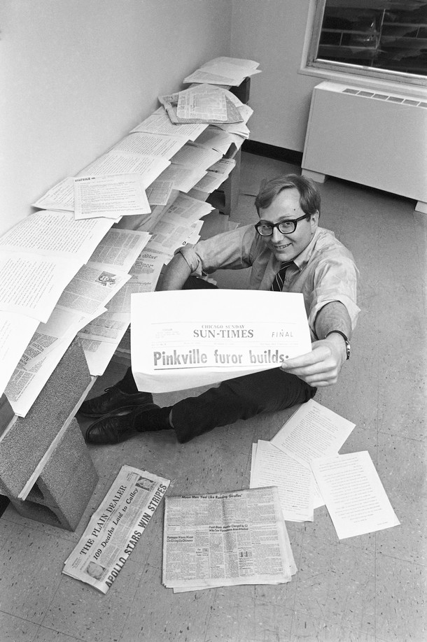 Seymour M. Hersh ujawnił masakrę wietnamskiej ludności cywilnej w My Lai, Waszyngton, 4 maja 1970 r.