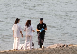 Srebrno jezero utapanje decaka foto Vladimir Zivojinovic (16)