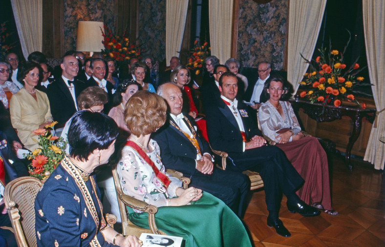 Królowa Zofia i król Juan Carlos na spotkaniu w Niemczech w 1977 r.