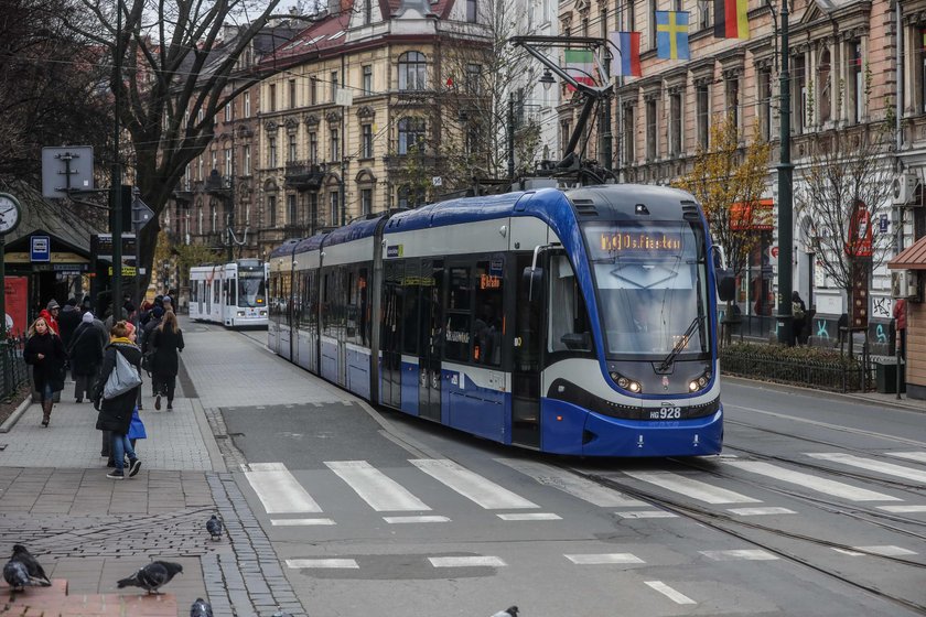 Darmowa komunikacja z powodu smogu