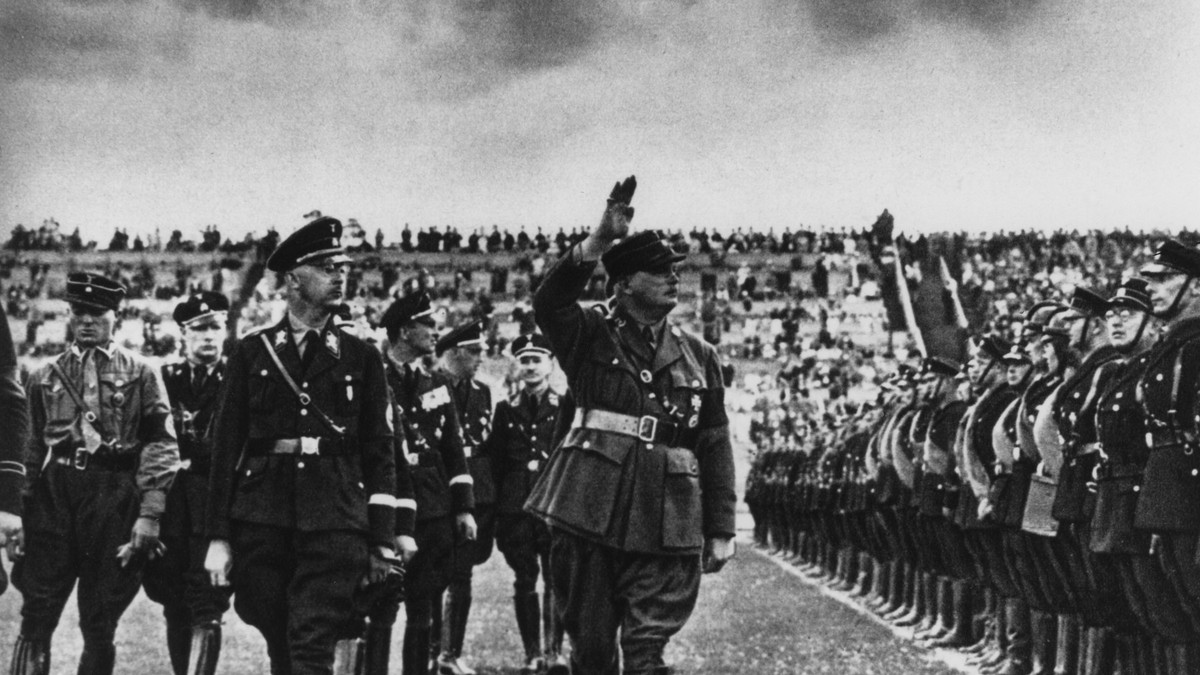 Noć u kojoj je Hitler učvrstio svoju vlast i kada je Nemačkom TEKLA KRV ...