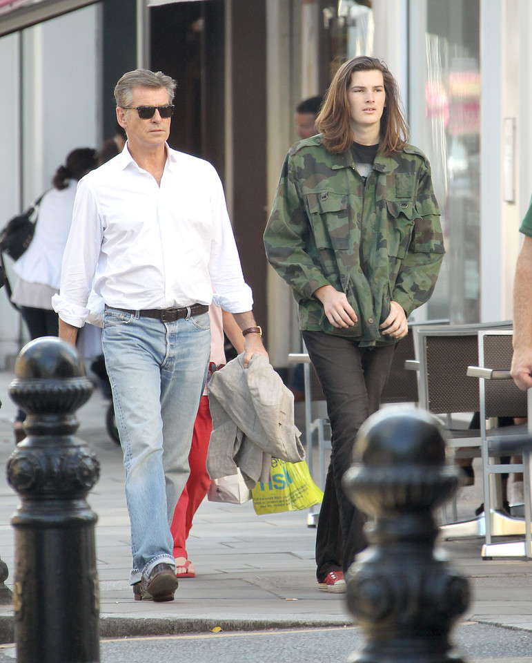 Pierce Brosnan z synem Dylanem. Fot. Bulls Press