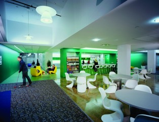 Tak się pracuje w Google (ZDJĘCIA)