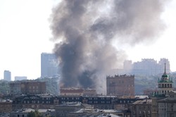 Pożar magazynu materiałów pirotechnicznych w Moskwie