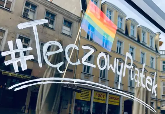 Tęczowy Piątek: świętuj na tęczowo i pokaż młodzieży LGBT+, że jest OK