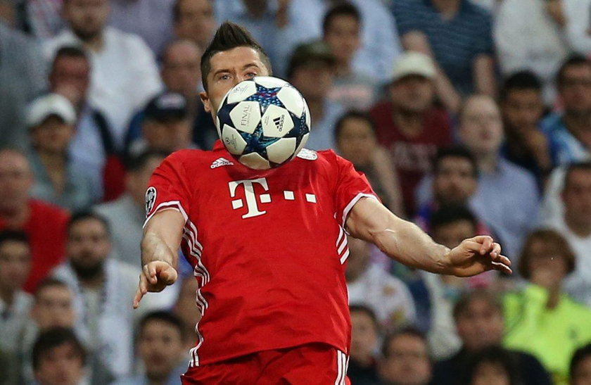 Lewandowski wrócił, Bayern walczy o awans!