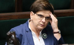Premier Szydło nie przedstawi na obecnym posiedzeniu informacji o opinii Komisji Europejskiej