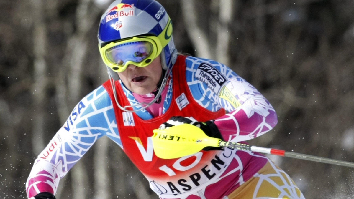 Zwycięstwem Lindsey Vonn w supergigancie zakończyła się w niedzielę rywalizacja w ramach alpejskiego Pucharu Świata w Lake Louise. Amerykanka wyprzedziła Niemkę Marię Riesch, która wcześniej w kanadyjskiej miejscowości wygrała dwa zjazdy.