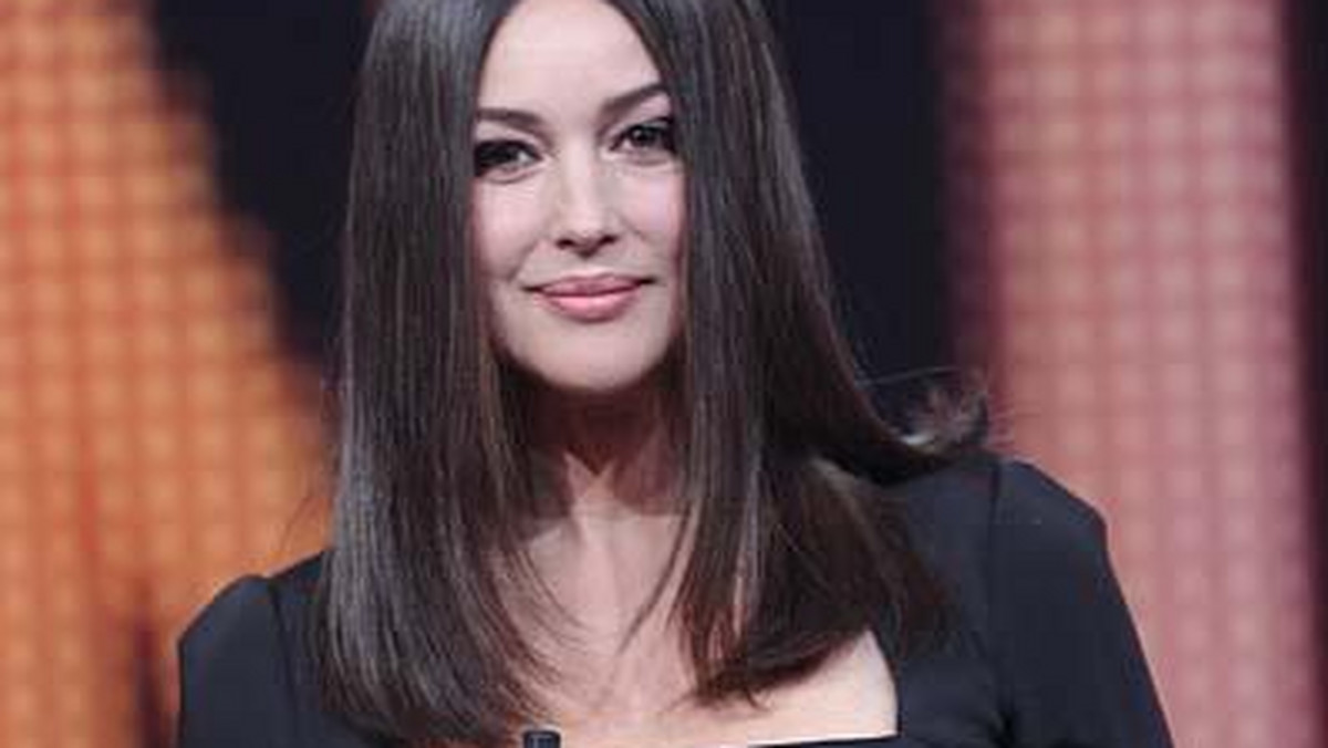 Kusząca Monica Bellucci w programie "Chambretti live"