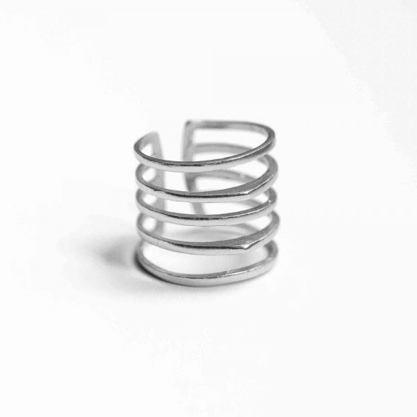 Fingerring «Cloé» aus 925 Sterling Silber von Tara Style für 89 Franken. 