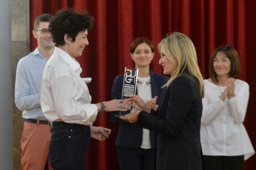 Irena dobija nagradu