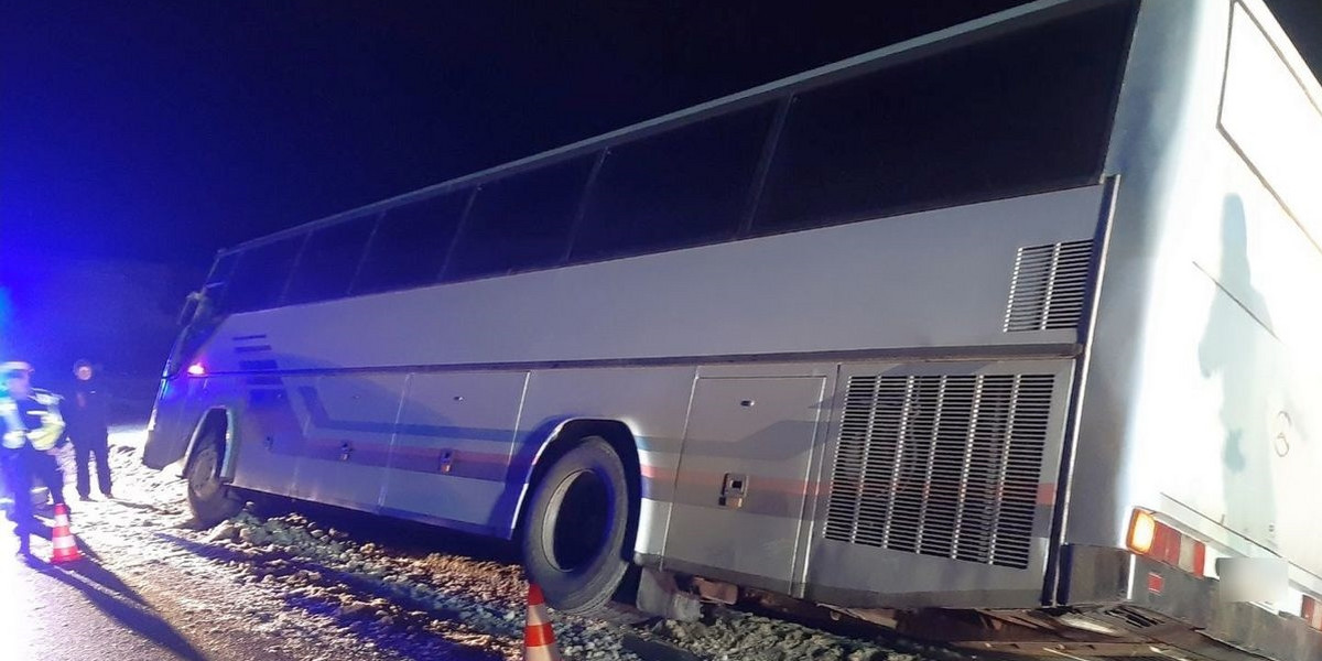 Autobus wpadł do rowu koło Zakopanego. 