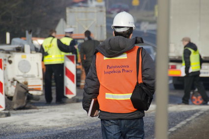 Nawet 12 dni ekstra urlopu dla urzędników. Nowe prawo coraz bliżej