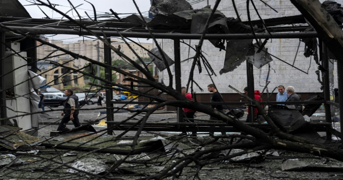 Guerre en Ukraine : le Kremlin évoque "beaucoup de travail" pour la paix