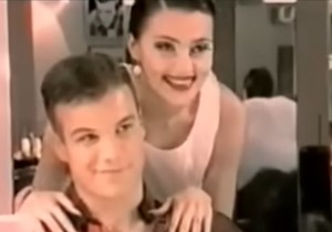 Drvoseča iz spota "Idi dok si mlad"