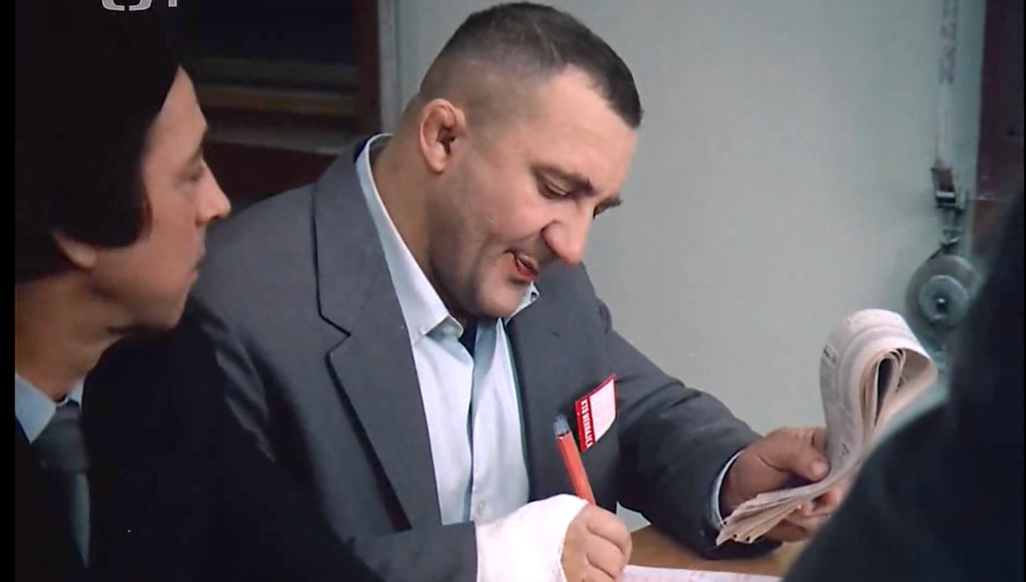 Zdeněk Srstka vo filme Marečku, podejte mi pero!