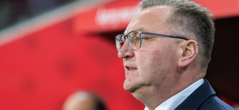 Czesław Michniewicz wrócił do afery premiowej. "Kłamałeś Romek. Przeproś"