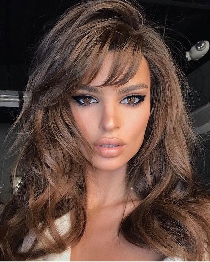 Emili Ratajkovski 
