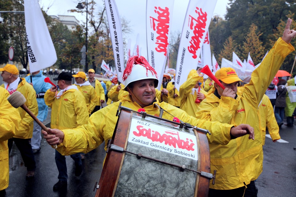 WARSZAWA SOLIDARNOŚĆ PROTEST PRZECIWKO CIĘCIOM BUDŻETOWYM