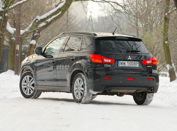 Sprawdzamy czy Mitsubishi ASX jest na tyle atrakcyjną propozycją, aby stworzyć realne zagrożenie dla już leciwego ale wciąż popularnego Qashqaia.