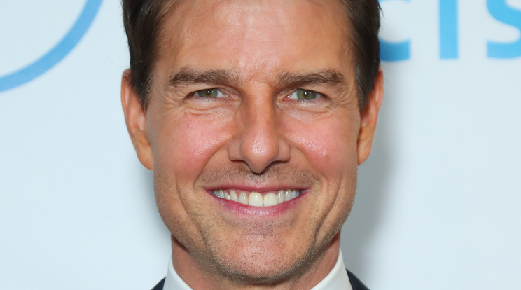 Tom Cruise fekete maszkot húzott és az új Christopher Nolan-mű, a Tenet kedvéért ment moziba. A filmsztárt kevesen ismerték fel./ Fotó: Gettyimages