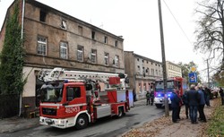 Tragiczny pożar w Inowrocławiu. Są już wyniki sekcji zwłok kobiety i trzech córeczek