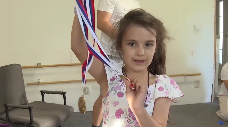 Najstarija ćerka Iskra (6)