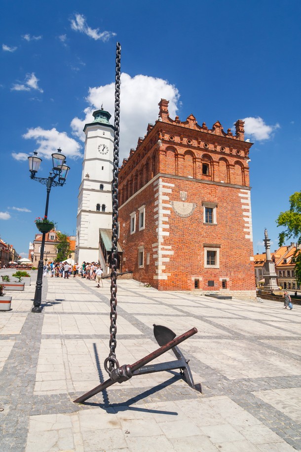 Ratusz w Sandomierzu to wizytówka miasta i urocza mieszanka stylów architektonicznych