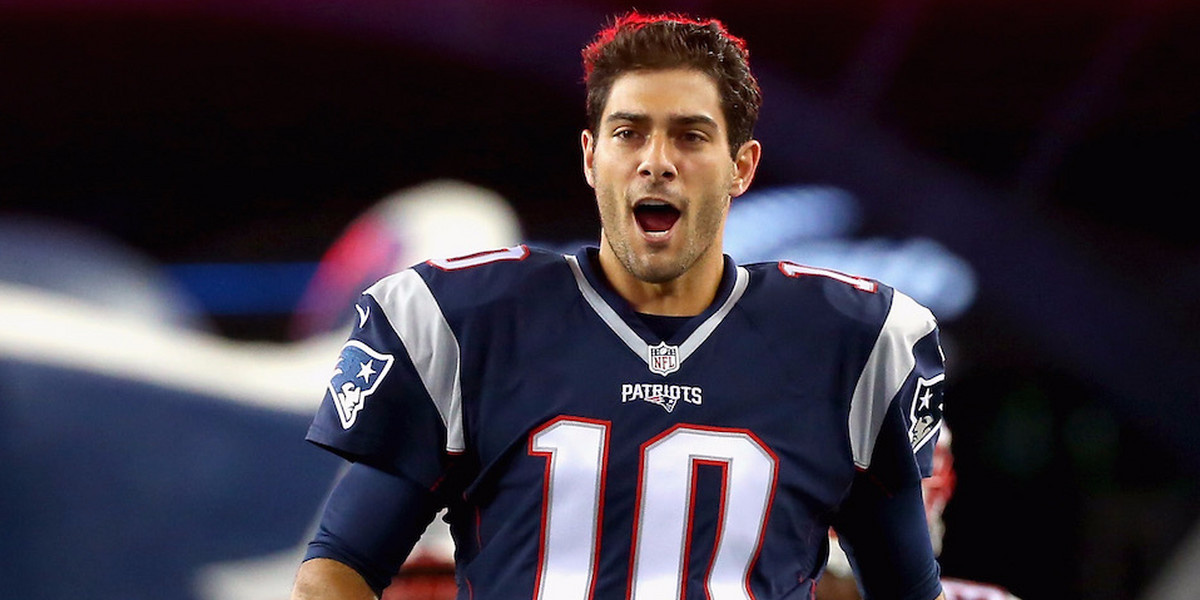 Patriots trade Jimmy Garoppolo to 49ers in shocking deal