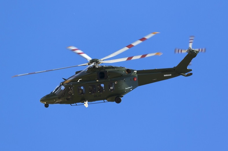 Helikoptery świetnie nadają się do zwalczania nawodnych bezzałogowców.
