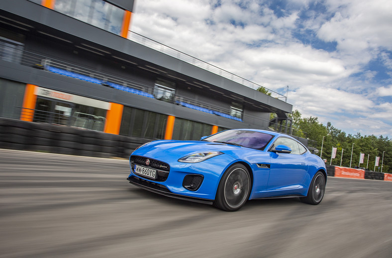 Jaguar F-Type P300 - skąd pomysł na taki silnik?