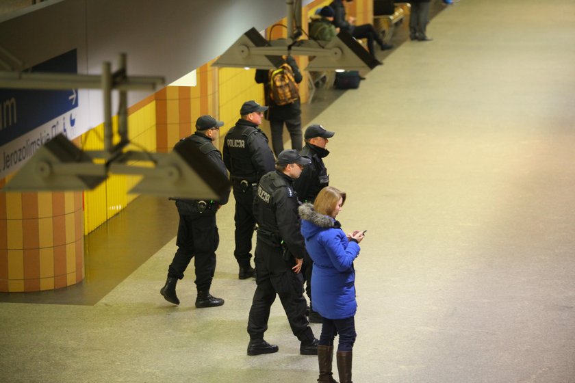 W stolicy brakuje policjantów