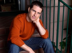 Tom Cruise tropi przedstawicieli obcej rasy