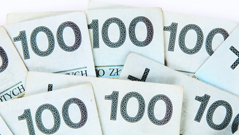 NBP: Polska ma gigantyczne długi