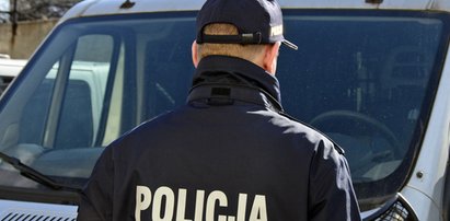 Oskarżony policjant ściga bandytów