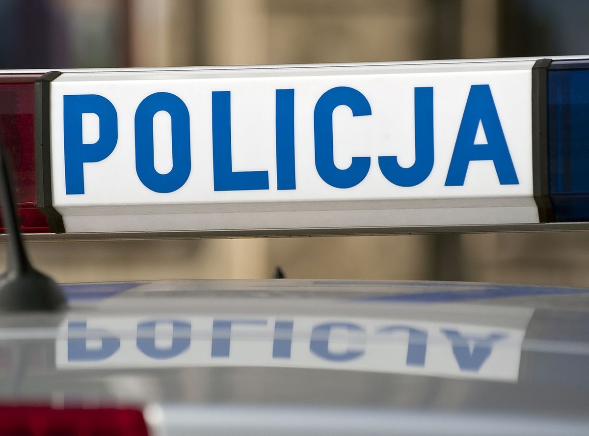 Po pijanemu uciekał policji z trzyletnią córeczką w aucie