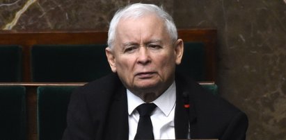 Jarosław Kaczyński nie wejdzie już z ochroną do Sejmu. Hołownia zapowiada duże zmiany