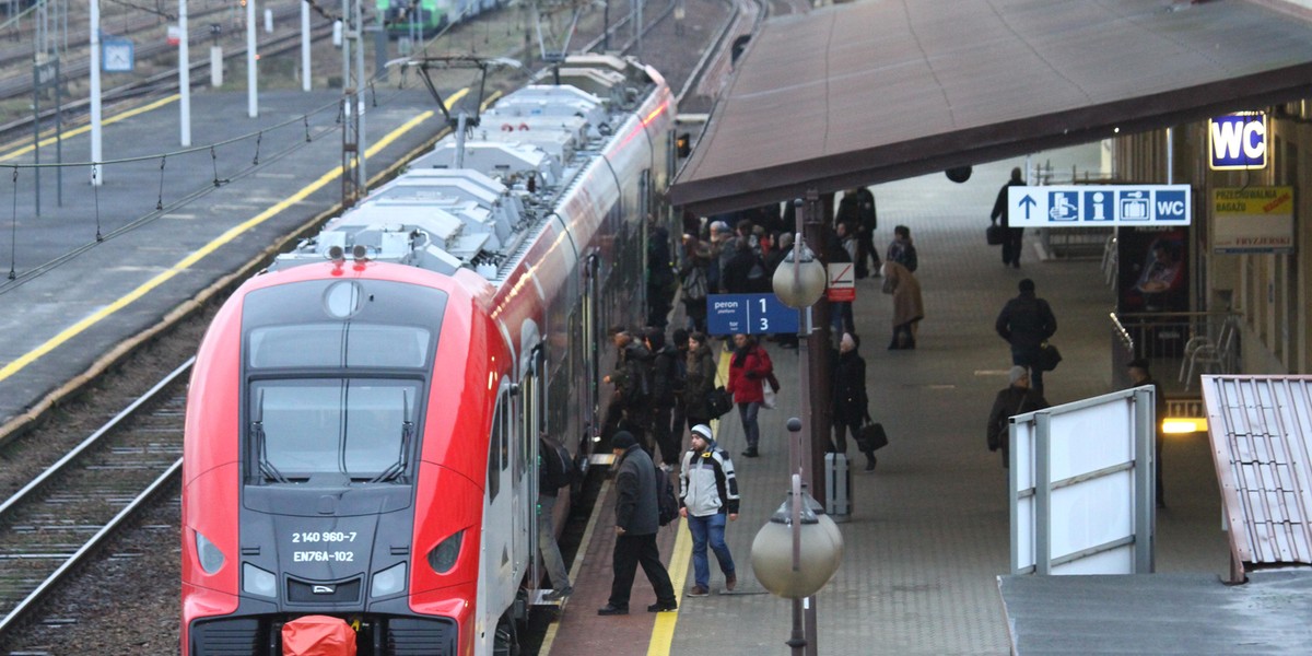 W nowym rozkładzie pasażerowi zyskają więcej dogodnych połączeń