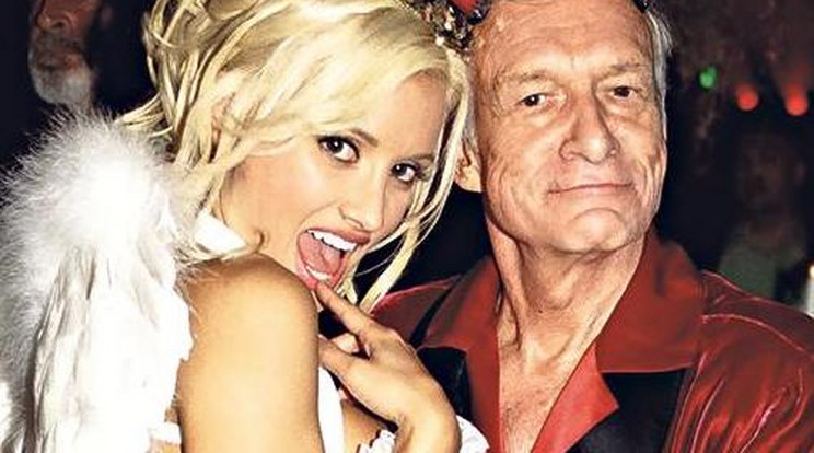 Kötelezővé tette a szexet Hefner a Playboy-nyusziknak