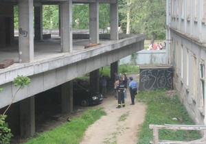 336735_kraljevo-02--tok-istrage-na-mestu-pada--foto-n.-boovi
