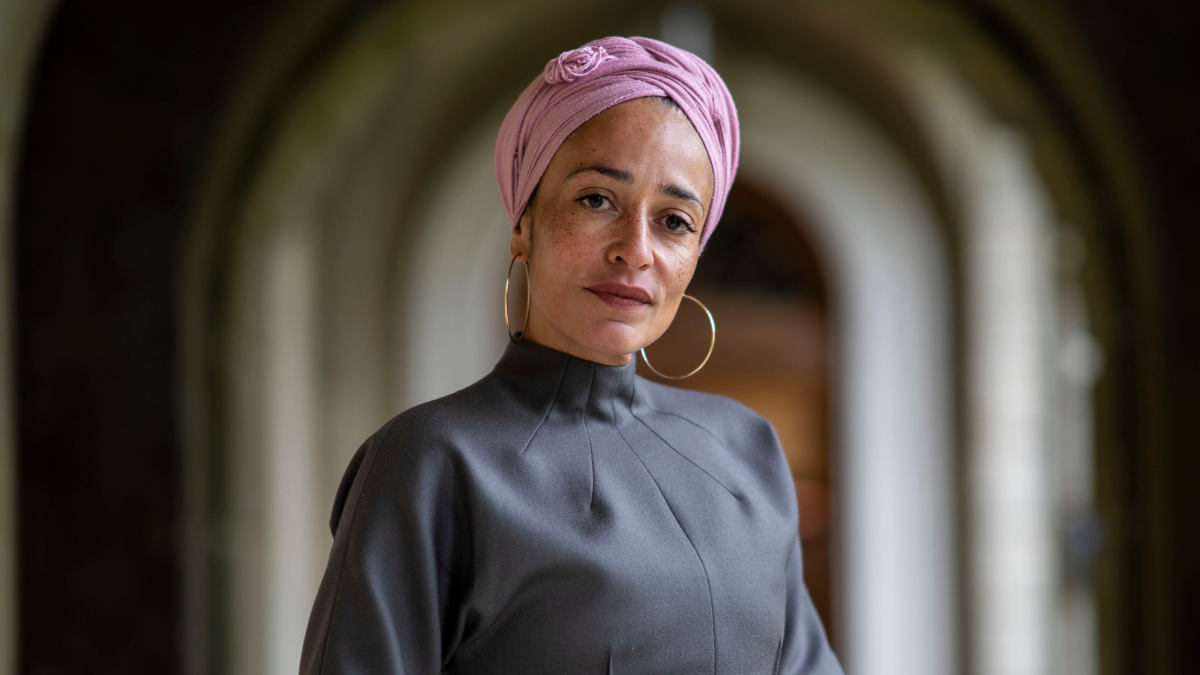 Zadie Smith, a zseni, akinek művei egyszerre szórakoztatnak és gondolkodtatnak