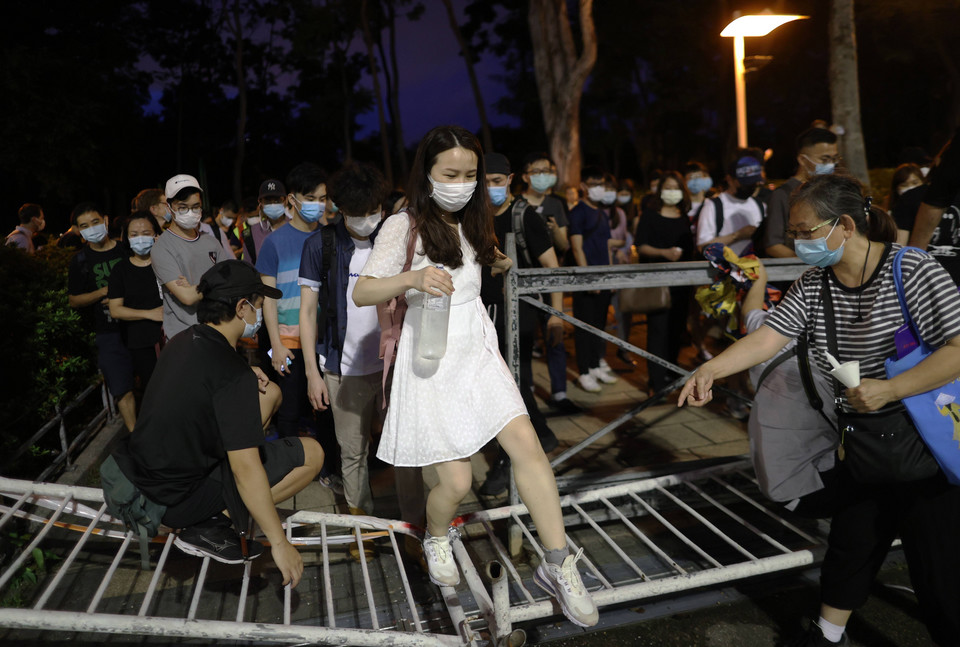 Hongkong: zakazane przez władze obchody rocznicy masakry na placu Tiananmen