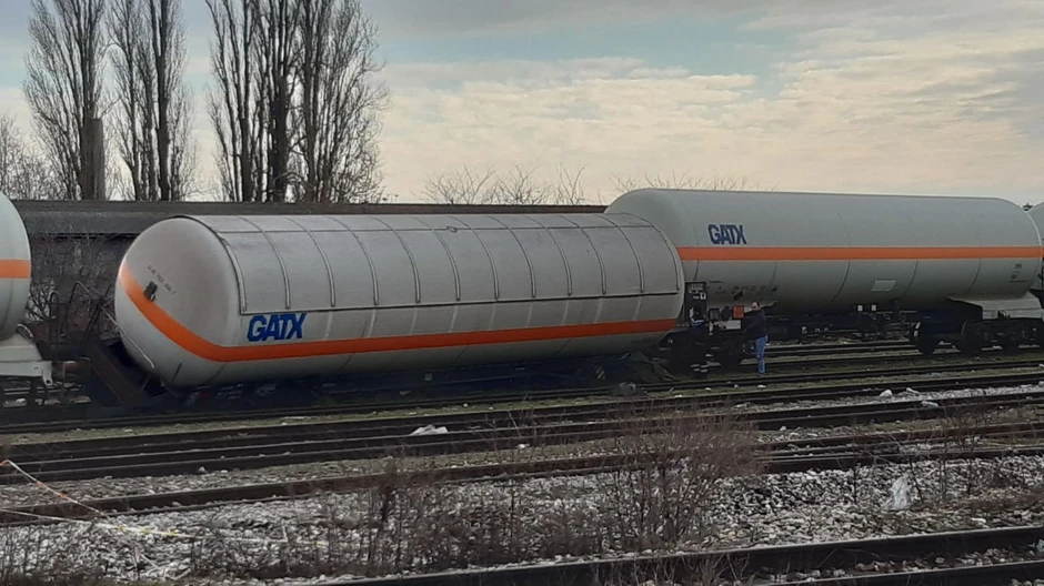 Iskliznuli vagoni sa propilenom kod Subotice