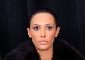 Novi šok: Bjanka Sensori u trikou bez grudnjaka - odeća je bila premala za njene  obline