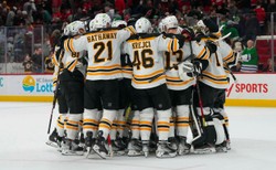 Bruins górą w starciu na szczycie Konferencji Wschodniej ligi NHL
