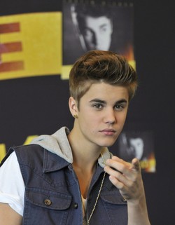 Justin Bieber o One Direction: Po prostu lubią piękne panie