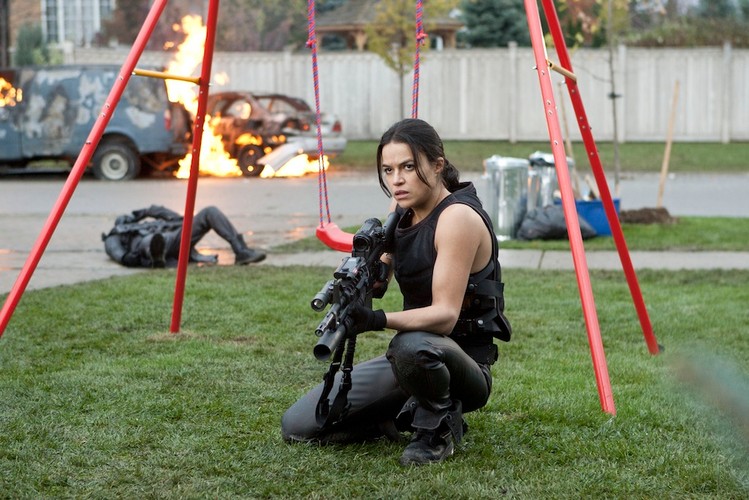 Michelle Rodriguez w filmie 'Resident Evil: Retrybucja'