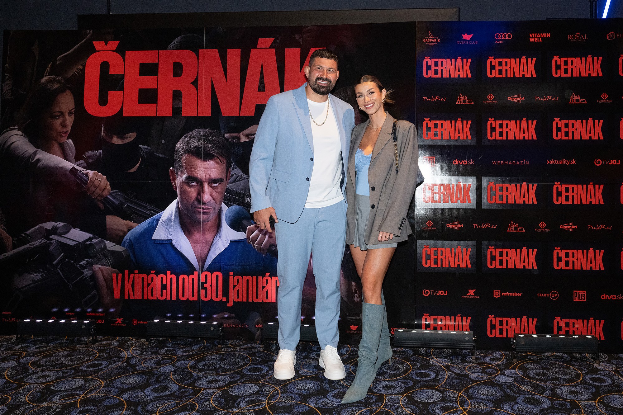 Premiéra filmu Černák: Attila Végh s manželkou.