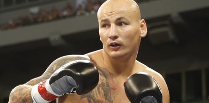 Szpilka wyrzucony z USA!